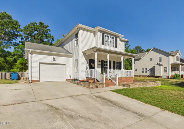 2nd image of 103 Brighton Village Ln, High Point, NC 27263 | MLS# 10180076
