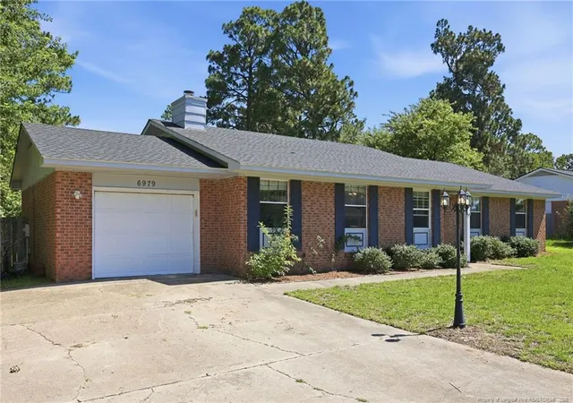 Photo 3 of Single family home for sale at 6979 Wickersham Dr, Fayetteville, NC 28314 | MLS# 765115 | Listing updated on 2026-09-22