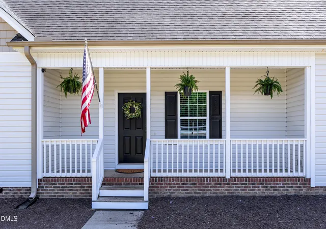 Photo 4 of Single family home for sale at 410 Raeford Rd, Angier, NC 27501 | MLS# 10177841 | Listing updated on 2026-09-20
