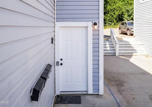 29th image of 720 S State St, Raleigh, NC 27601 | MLS# 10188078