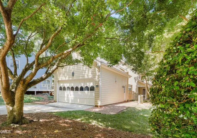 Photo 1 of Single family home for sale at 109 E Wind Ln, Cary, NC 27518 | MLS# 10178582 | Listing updated on 2026-07-31