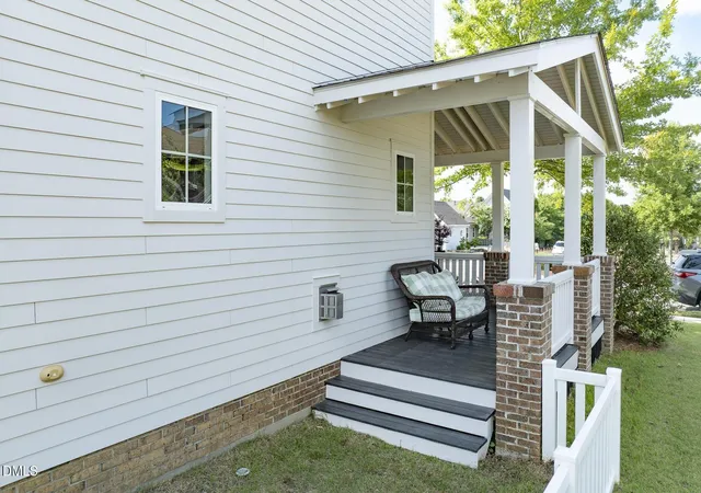 Photo 3 of Single family home for sale at 96 Summersweet Ln, Chapel Hill, NC 27516 | MLS# 10178859 | Listing updated on 2026-08-27