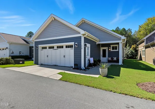 Photo 4 of Single family home for sale at 116 Beaufort Loop, Clayton, NC 27527 | MLS# 10179203 | Listing updated on 2026-08-23