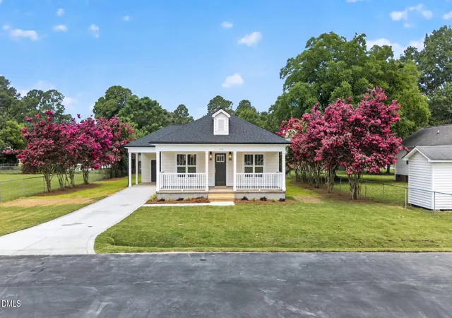 Photo 1 of Sale Pending at 175 Tracy Ln, Dunn, NC 28334 | MLS# 10177818 | Listing updated on 2026-09-11