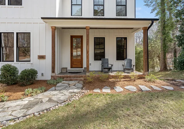 Homes for sale in Chapel Hill, NC | 1200 Roosevelt Dr, Chapel Hill, NC 27514 | MLS# 10177634