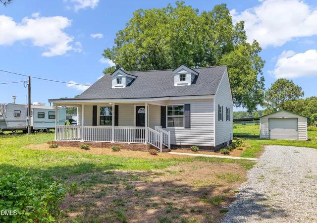 Homes for sale in Kenly, NC | 1555 Beulahtown Rd, Kenly, NC 27542 | MLS# 10177802