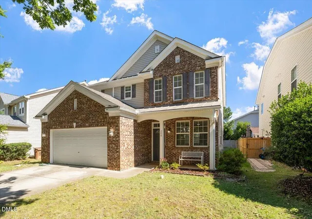 2nd image of 204 Amacord Wy, Holly Springs, NC 27540 | MLS# 10177659