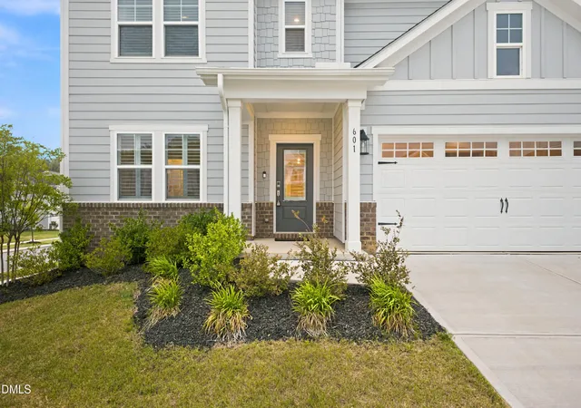 Photo 3 of Single family home for sale at 601 Morning Glade St, Wake Forest, NC 27587 | MLS# 10178913 | Listing updated on 2026-10-12