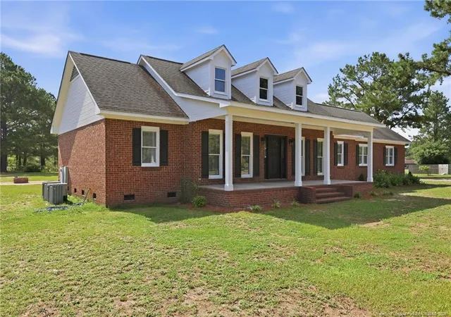 Homes for sale in Parkton, NC | 7759 Sim Canady Rd, Parkton, NC 28371 | MLS# 764884