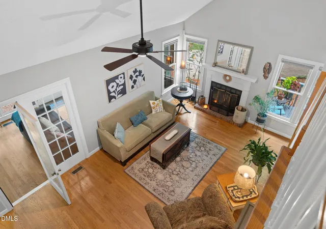 Photo 5 of Single family home for sale at 7 Fox Chase Ln, Durham, NC 27713 | MLS# 10180122 | Listing updated on 2026-09-05