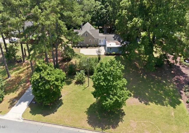 Photo 3 of Single family home for sale at 130 Harris St, Wendell, NC 27591 | MLS# 10177756 | Listing updated on 2026-09-11