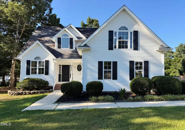 Photo 1 of Single family home for sale at 104 Kings Ct, Garner, NC 27529 | MLS# 10178214 | Listing updated on 2026-09-09