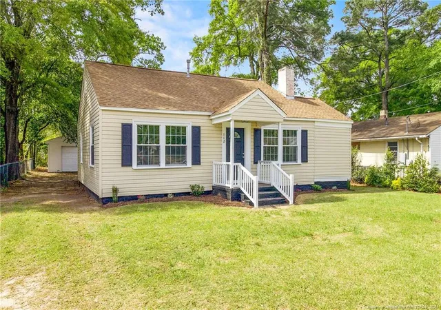 3rd image of 112 Circle Ct, Fayetteville, NC 28301 | MLS# 765255