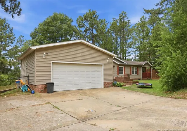 Homes for sale in Cameron, NC | 194 Ridge View Dr, Cameron, NC 28326 | MLS# 765286