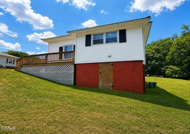 Homes for sale in Roxboro, NC | 221 Lake Dr, Roxboro, NC 27573 | MLS# 10177928