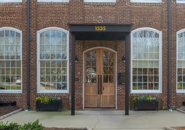 4th image of 1535 Caraleigh Mills Ct, Raleigh, NC 27603