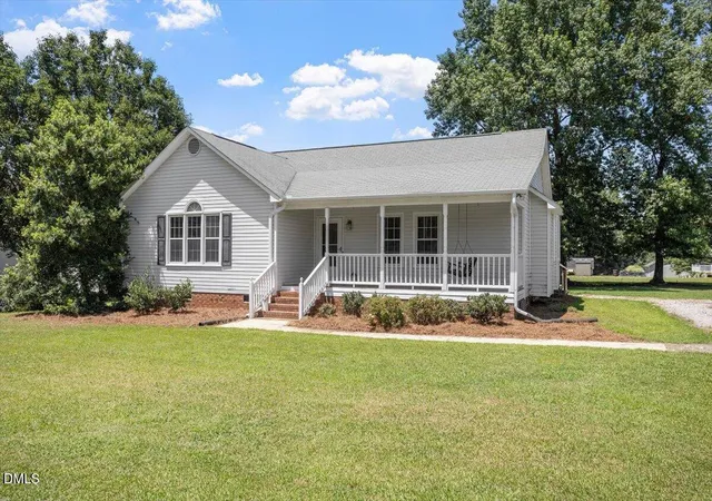 Photo 2 of Single family home for sale at 128 Rynal Dr, Garner, NC 27529 | MLS# 10177923 | Listing updated on 2026-09-28