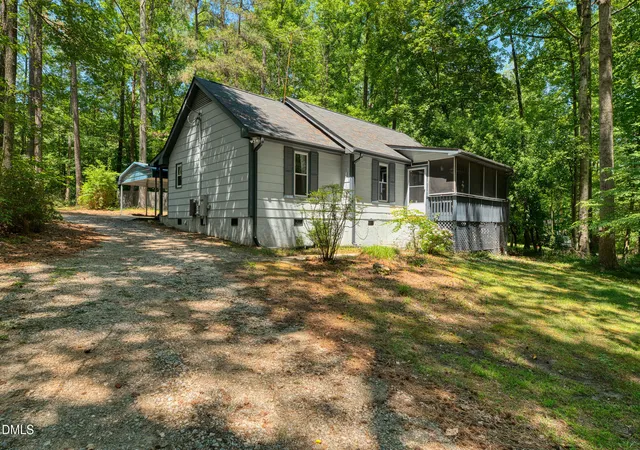 Homes for sale in Youngsville, NC | 956 Holden Rd, Youngsville, NC 27596 | MLS# 10177853