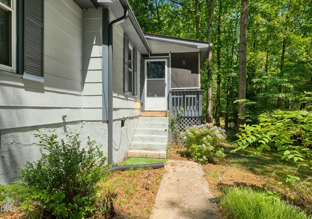 Photo 3 of Single family home for sale at 956 Holden Rd, Youngsville, NC 27596 | MLS# 10177853 | Listing updated on 2026-09-03