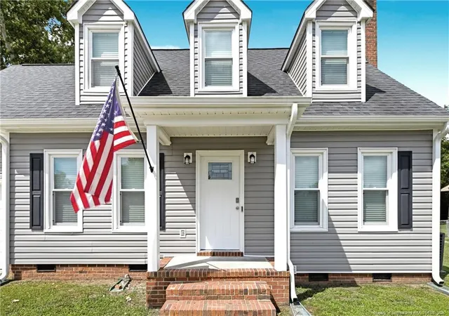 Photo 3 of Sale Pending at 1828 Rivergate Rd, Fayetteville, NC 28304 | MLS# 765108 | Listing updated on 2026-09-15