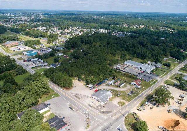 2nd image of 7604 Raeford Rd, Fayetteville, NC 28304 | MLS# 765325
