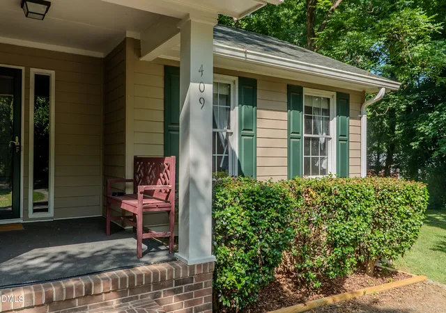 Homes for sale in Burlington, NC | 409 Dalkin Ct, Burlington, NC 27215 | MLS# 10178110