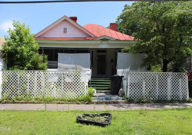Homes for sale in Goldsboro, NC | 406 N Leslie St, Goldsboro, NC 27530 | MLS# 10177794