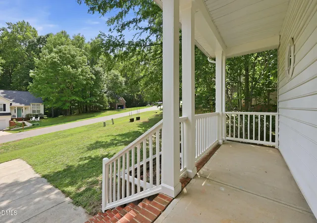 3rd image of 405 County Seat Dr, Hillsborough, NC 27278 | MLS# 10178889