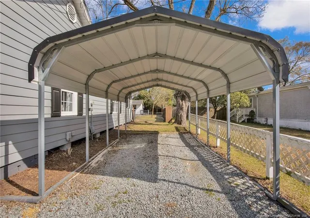 Photo 5 of Single family home for sale at 191 S Green St, Parkton, NC 28371 | MLS# 765338 | Listing updated on 2026-08-31