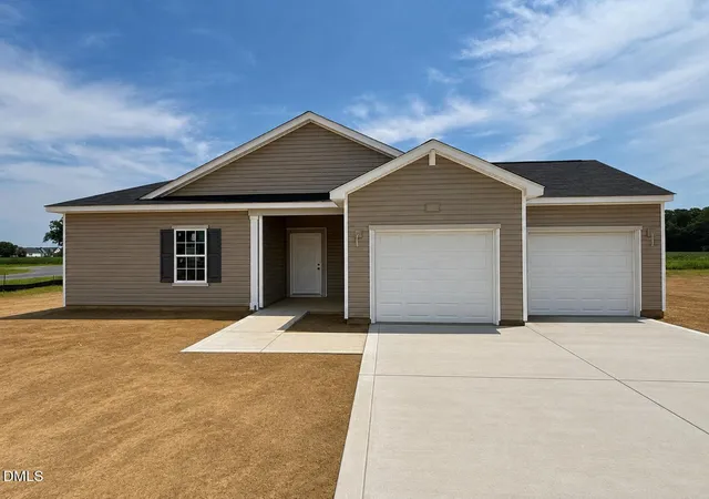 Photo 1 of Single family home for sale at 200 Piper Pointe Dr, Pikeville, NC 27863 | MLS# 10182698 | Listing updated on 2026-09-20