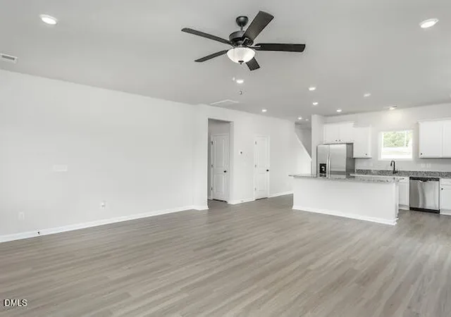 Photo 4 of Single family home for sale at 49 Neuse Holw Ct, Clayton, NC 27527 | MLS# 10177804 | Listing updated on 2026-08-28