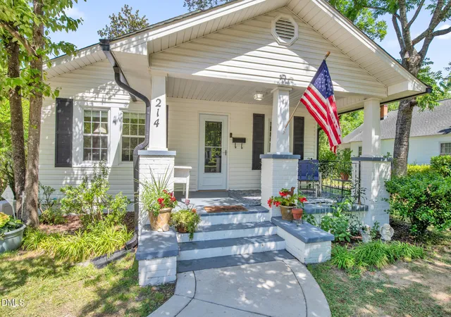 1st image of 214 N Virginia Ave, Fayetteville, NC 28305 | MLS# 10177813