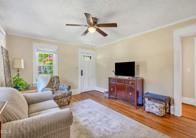 4th image of 214 N Virginia Ave, Fayetteville, NC 28305 | MLS# 10177813