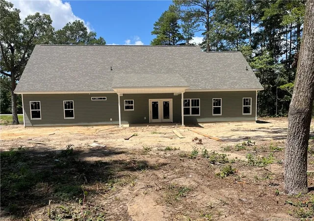 Photo 2 of Single family home for sale at 1046 White Plains Dr, Fayetteville, NC 28312 | MLS# 765355 | Listing updated on 2026-08-13