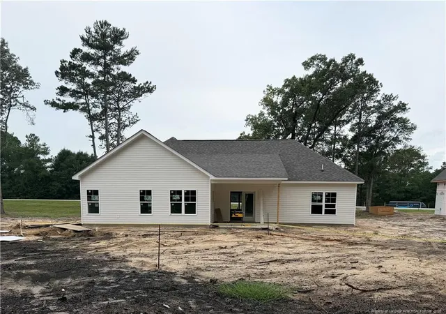 Photo 2 of Single family home for sale at 1038 White Plains Dr, Fayetteville, NC 28312 | MLS# 765360 | Listing updated on 2026-08-12
