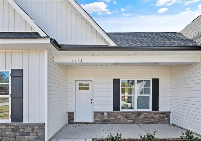Photo 3 of Single family home for sale at 1038 White Plains Dr, Fayetteville, NC 28312 | MLS# 765360 | Listing updated on 2026-08-12