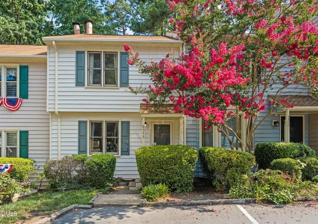 Townhouse for sale at 6575 English Oaks Dr, Raleigh, NC 27615 | MLS# 10178250