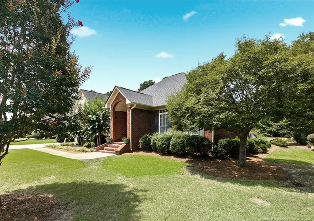2nd image of 4424 Bent Grass Dr, Fayetteville, NC 28312 | MLS# 765359