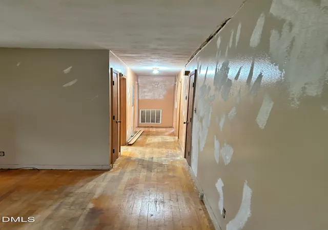 Photo 3 of Single family home for sale at 2001 Carr Crk Rd, Sanford, NC 27332 | MLS# 10179361 | Listing updated on 2026-07-18