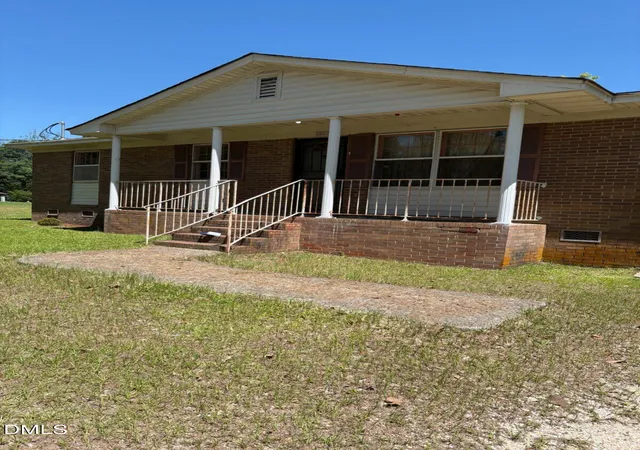 5th image of 2001 Carr Creek Rd, Sanford, NC 27332 | MLS# 10179361