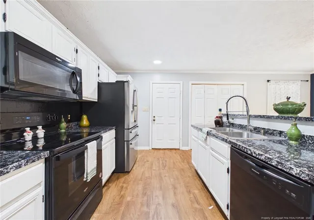 Photo 3 of Sale Pending at 212 Fair Oaks Dr, Fayetteville, NC 28311 | MLS# 765183 | Listing updated on 2026-09-09