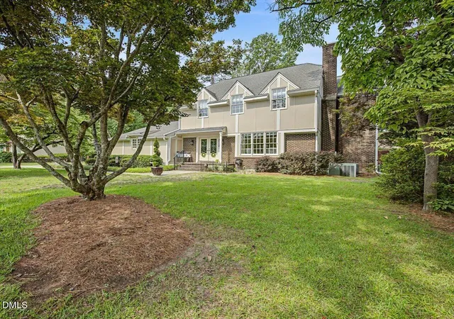 Photo 2 of Sale Pending at 714 Chestnut Dr, Smithfield, NC 27577 | MLS# 10178130 | Listing updated on 2026-09-03