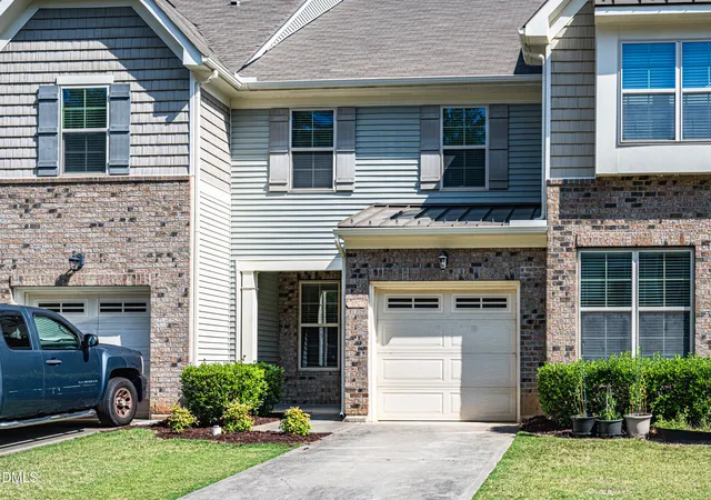 Homes for sale in Cary, NC | 1124 Contessa Dr, Cary, NC 27513 | MLS# 10178840