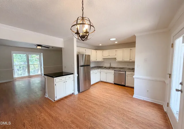 2nd image of 5500 Fortunes Ridge Dr #Apt 86b, Durham, NC 27713 | MLS# 10178229