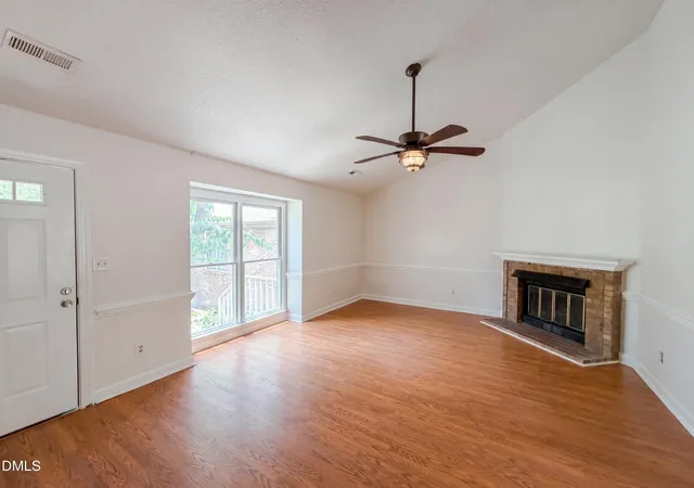 3rd image of 5500 Fortunes Ridge Dr #Apt 86b, Durham, NC 27713 | MLS# 10178229