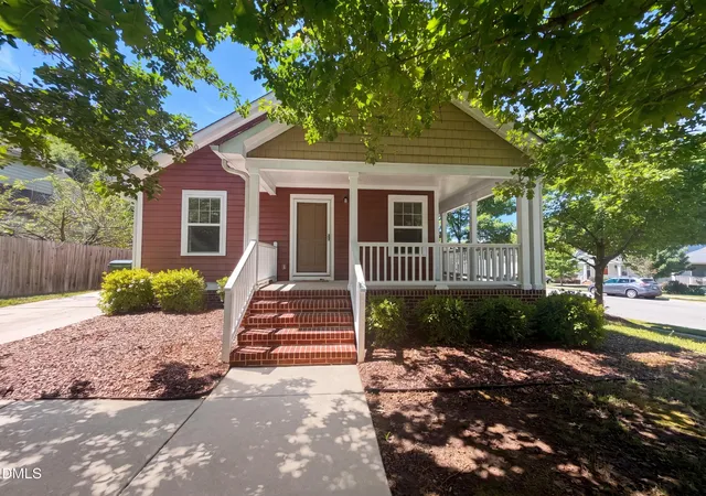 15th image of 900 Dorothy Sanders Wy, Raleigh, NC 27601 | MLS# 10178231
