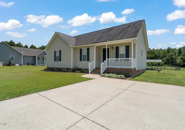Homes for sale in Selma, NC | 842 Campground Rd, Selma, NC 27576 | MLS# 10178619