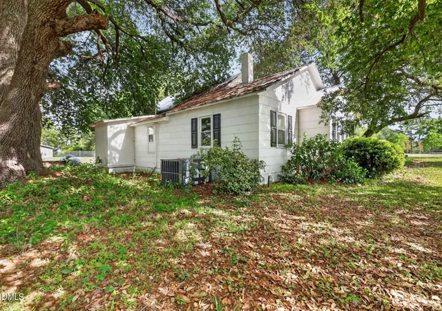4th image of 113 Clayton Rd, Angier, NC 27501 | MLS# 10177987