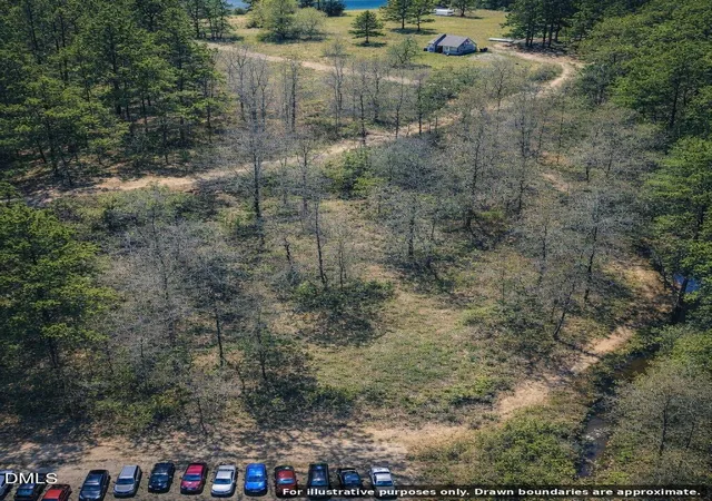 4th image of 13711 Circle Dr, Charlotte, NC 28262 | MLS# 10177926