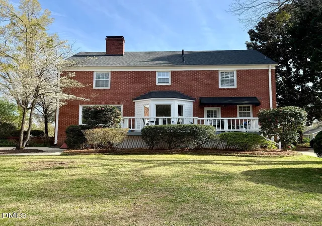 2nd image of 2064 Oxford Rd, Henderson, NC 27536 | MLS# 10177936